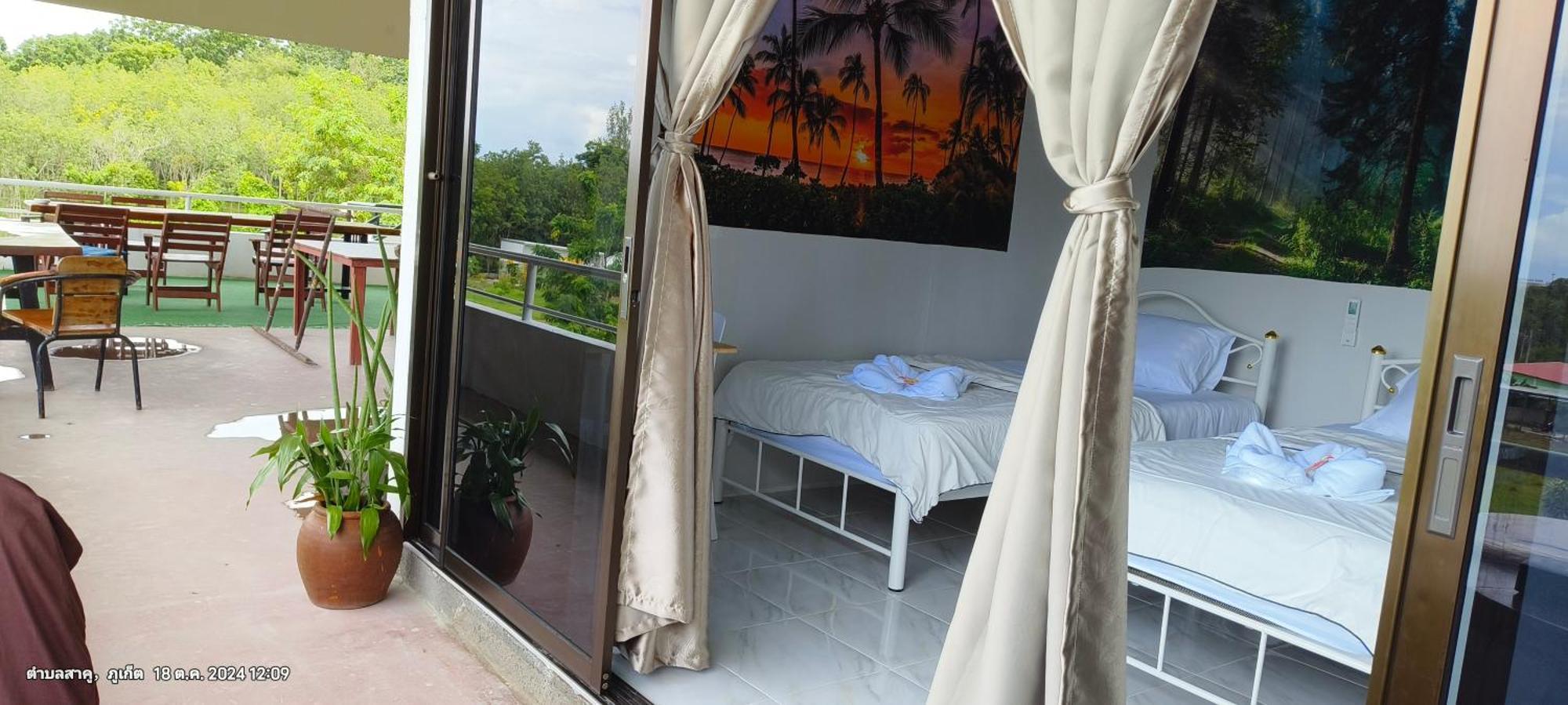 Batikseafood Airport & Room Ban Bo Sai Klang Екстериор снимка