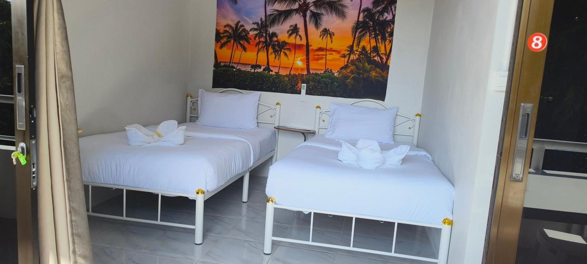 Batikseafood Airport & Room Ban Bo Sai Klang Екстериор снимка