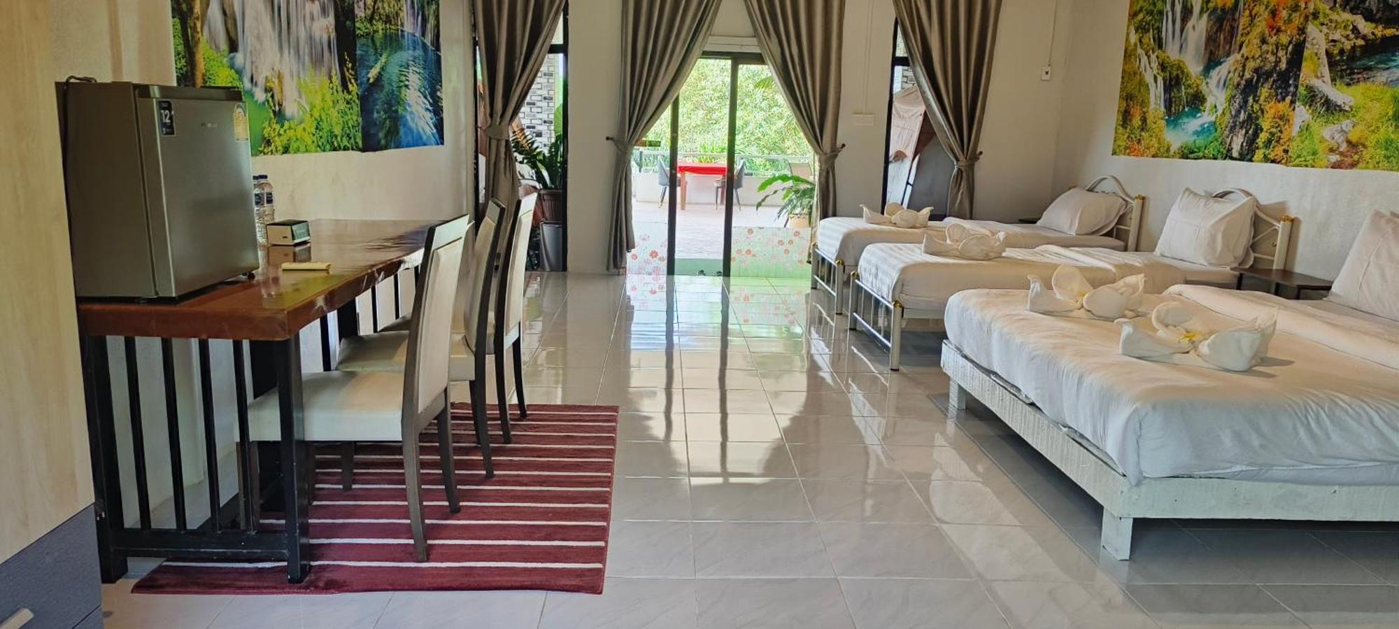 Batikseafood Airport & Room Ban Bo Sai Klang Екстериор снимка